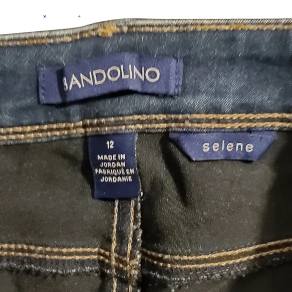 Bandolino Selene Capri Jeans - Picture 6 of 6